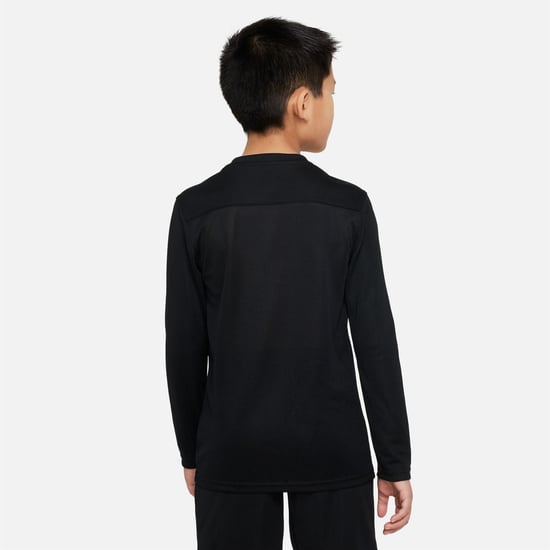 Boys Nike Park Vii Long Sleeve Dri Fit T-Shirt in Black - Image 4