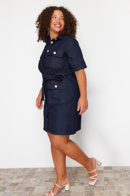 Trendyol Curve Dam Mörkblå Enfärgad Kort / Mini Kort Casual Skjortklänning Plus size Klänning - Image 2