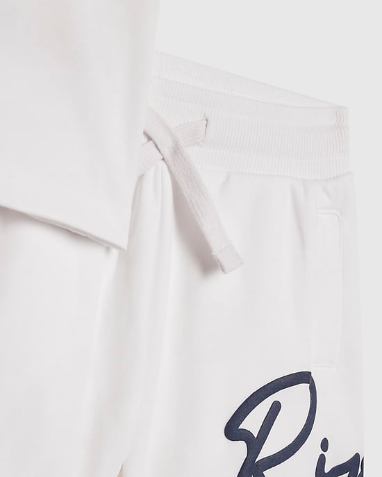 River Island Mini Boys T-Shirt & Shorts Set White Oversized 2 Piece - Image 4