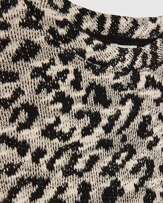River Island Girls T-Shirt & Bottoms Set Beige Leopard Whipstitch 2 Piece - Image 3