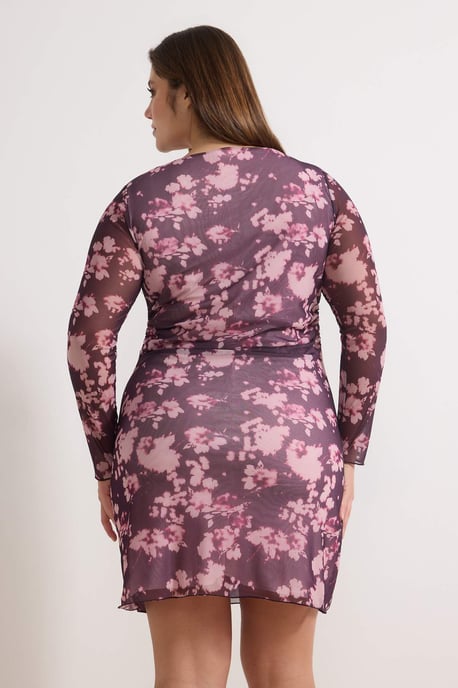 Trendyol Curve Dam Vinröd Blommig Kort / Mini Lång Casual A-linje Plus size Klänning - Image 3