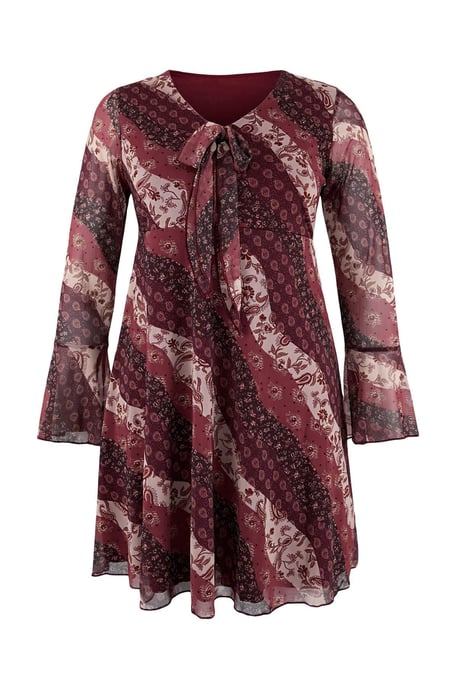 Trendyol Curve Dam Vinröd Blommig Kort / Mini Lång Casual A-linje Plus size Klänning - Image 2