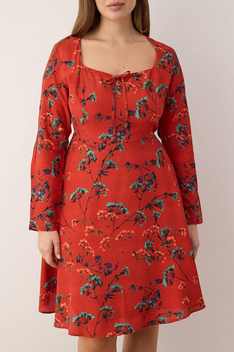 Trendyol Curve Dam Vinröd Blommig Kort / Mini Lång Casual A-linje Plus size Klänning - Image 2