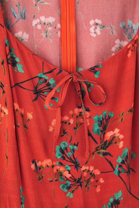 Trendyol Curve Dam Vinröd Blommig Kort / Mini Lång Casual A-linje Plus size Klänning - Image 5