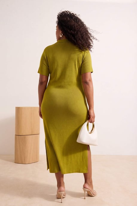 Trendyol Curve Dam Grön Enfärgad Kort / Mini Kort Casual Rak Plus size Klänning - Image 2