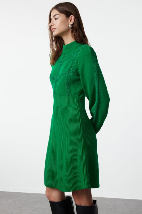TRENDYOLMİLLA Women's Green Plain Short / Mini Long Business A-line Dresses - Image 6
