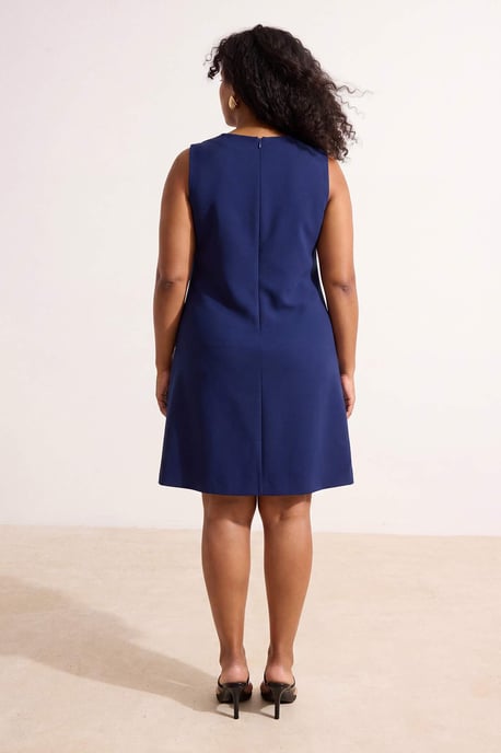Trendyol Curve Dam Mörkblå Enfärgad Kort / Mini Ärmlös Casual A-linje Plus size Klänning - Image 2