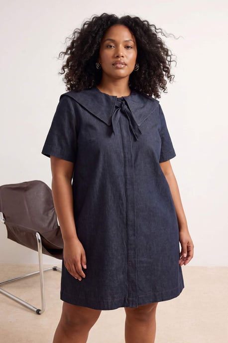 Trendyol Curve Dam Mörkblå Enfärgad Kort / Mini Kort Rak Plus size Klänning - Image 2