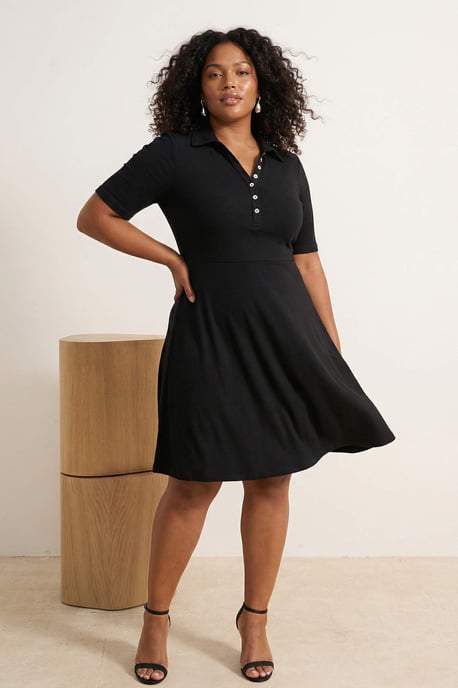Trendyol Curve Dam Mörkblå Enfärgad Kort / Mini Kort Casual Skater Plus size Klänning - Image 1