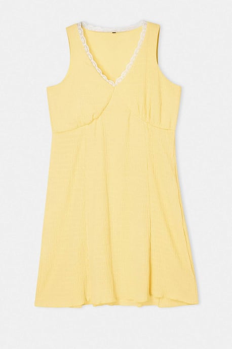 Trendyol Curve Dam Gul Enfärgad Kort / Mini Ärmlös A-linje Plus size Klänning - Image 4