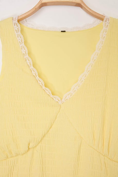 Trendyol Curve Dam Gul Enfärgad Kort / Mini Ärmlös A-linje Plus size Klänning - Image 5