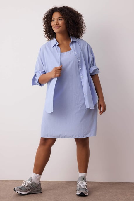 Trendyol Curve Dam Blå Randig Kort / Mini Lång Casual Skjortklänning Plus size Klänning - Image 6