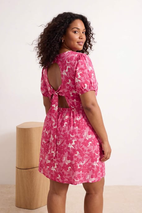 Trendyol Curve Dam Flerfärgad Blommig Kort / Mini Kort Casual A-linje Plus size Klänning - Image 3