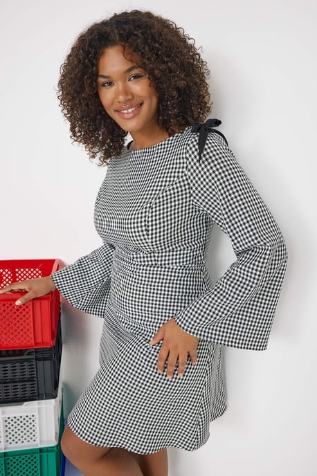 Trendyol Curve Dam Flerfärgad Rutig Kort / Mini Lång Casual A-linje Plus size Klänning - Image 5
