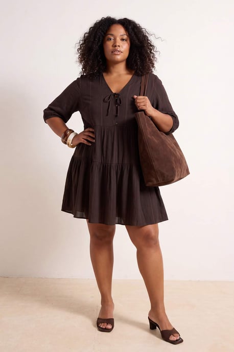 Trendyol Curve Dam Brun Enfärgad Kort / Mini Lång A-linje Plus size Klänning - Image 6