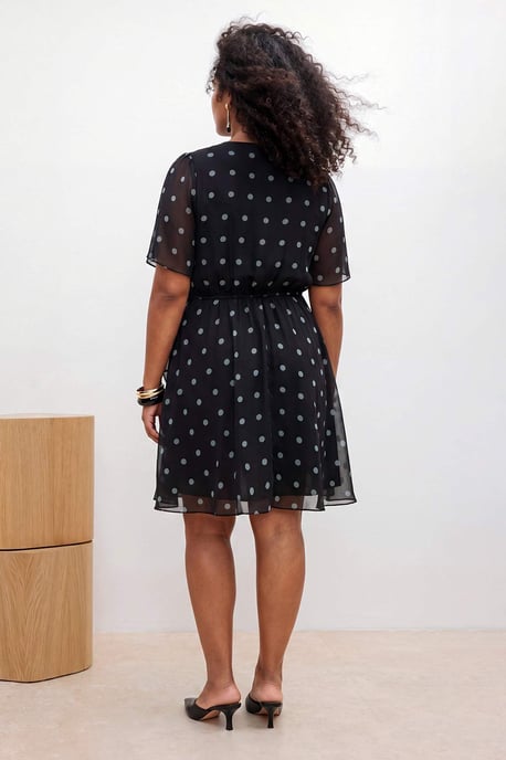 Trendyol Curve Dam Brun Paisley Kort / Mini Kort Casual Dubbelknäppt Plus size Klänning - Image 5