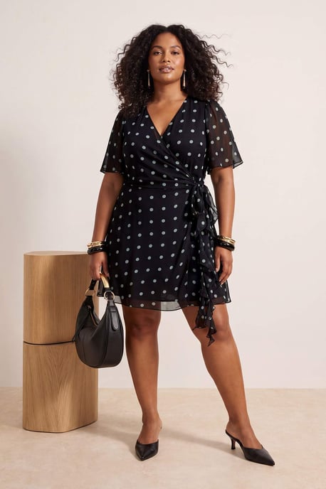 Trendyol Curve Dam Brun Paisley Kort / Mini Kort Casual Dubbelknäppt Plus size Klänning - Image 6