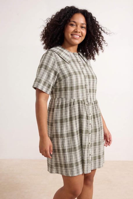 Trendyol Curve Dam Flerfärgad Rutig Kort / Mini Kort Casual Skater Plus size Klänning - Image 6