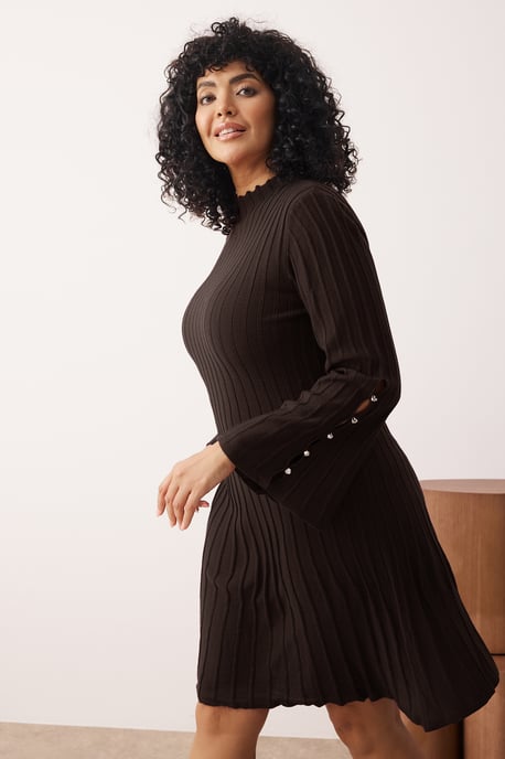Trendyol Curve Dam Brun Enfärgad Kort / Mini Lång Casual A-linje Plus size Klänning - Image 4