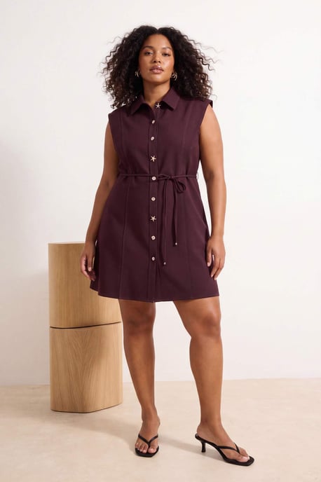 Trendyol Curve Dam Brun Enfärgad Kort / Mini Ärmlös Casual A-linje Plus size Klänning - Image 1