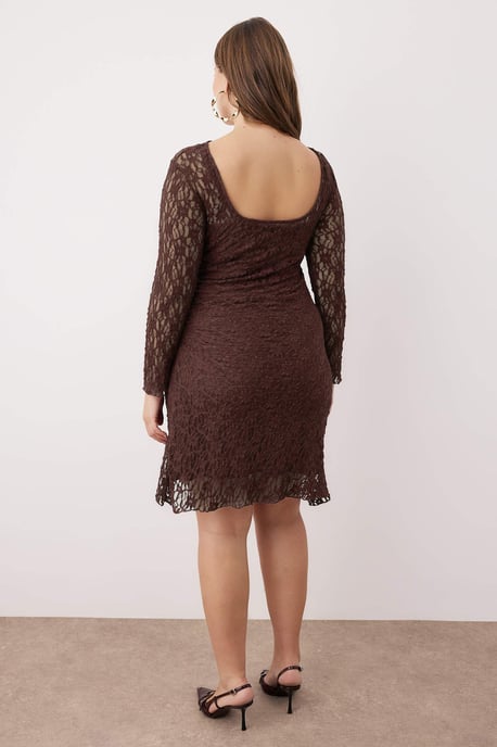 Trendyol Curve Dam Brun Enfärgad Kort / Mini Lång Casual A-linje Plus size Klänning - Image 3