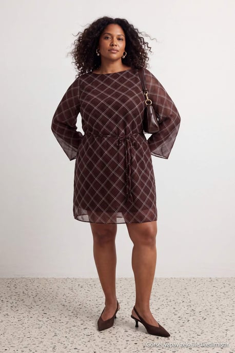 Trendyol Curve Dam Brun Rutig Kort / Mini Lång A-linje Plus size Klänning - Image 2