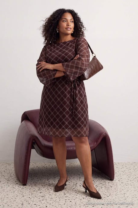 Trendyol Curve Dam Brun Rutig Kort / Mini Lång A-linje Plus size Klänning - Image 6