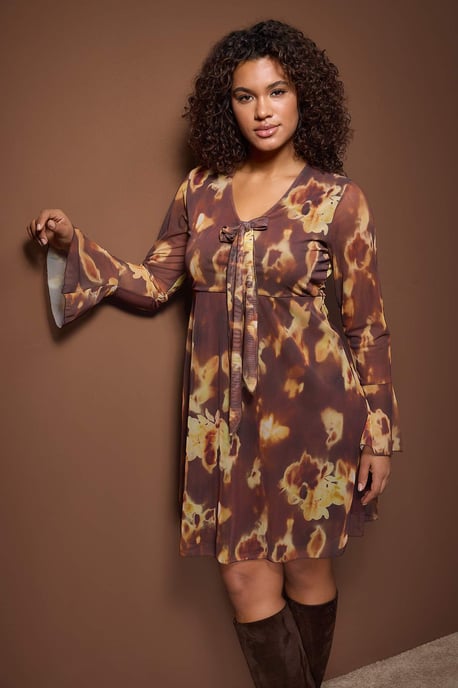 Trendyol Curve Dam Brun Blommig Kort / Mini Lång Casual A-linje Plus size Klänning - Image 6