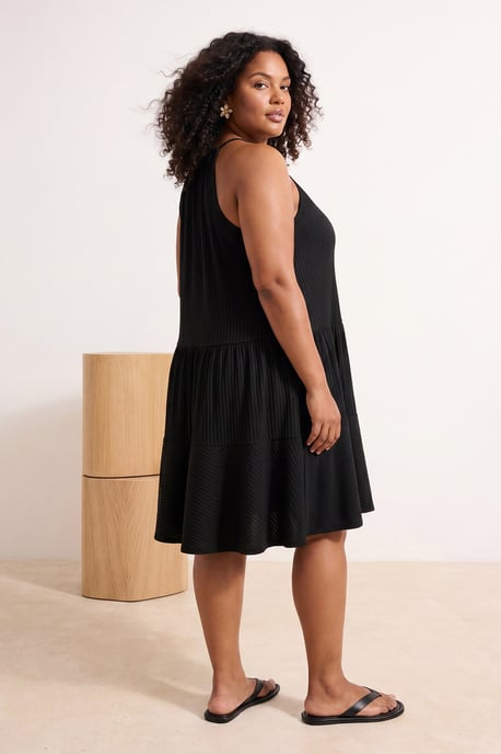 Trendyol Curve Dam Svart Enfärgad Kort / Mini Ärmlös A-linje Plus size Klänning - Image 3