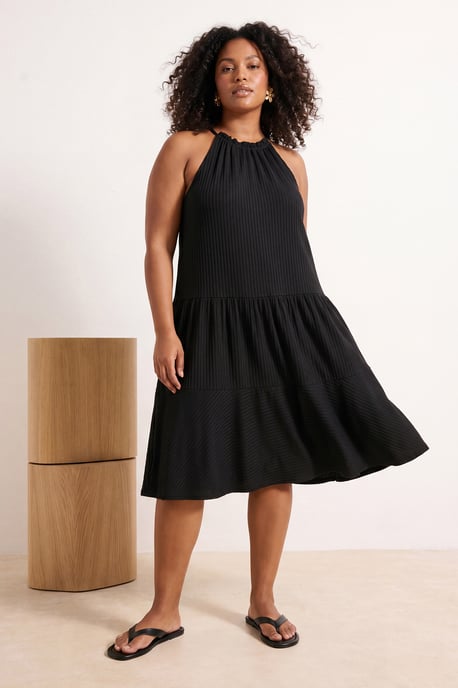 Trendyol Curve Dam Svart Enfärgad Kort / Mini Ärmlös A-linje Plus size Klänning - Image 6