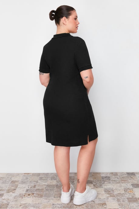 Trendyol Curve Dam Svart Enfärgad Kort / Mini Kort Casual Rak Plus size Klänning - Image 3