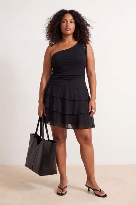 Trendyol Curve Dam Svart Enfärgad Kort / Mini Ärmlös Skater Plus size Klänning - Image 6