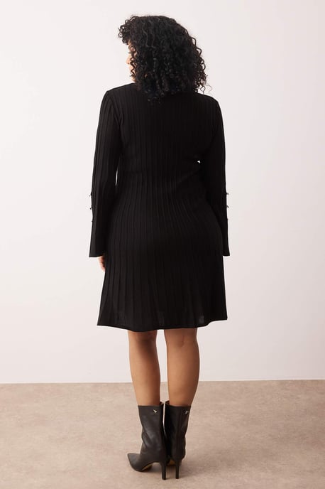 Trendyol Curve Dam Svart Enfärgad Kort / Mini Lång Casual A-linje Plus size Klänning - Image 3