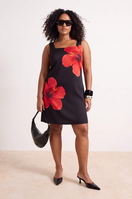 Trendyol Curve Dam Svart Blommig Kort / Mini Ärmlös A-linje Plus size Klänning - Image 6