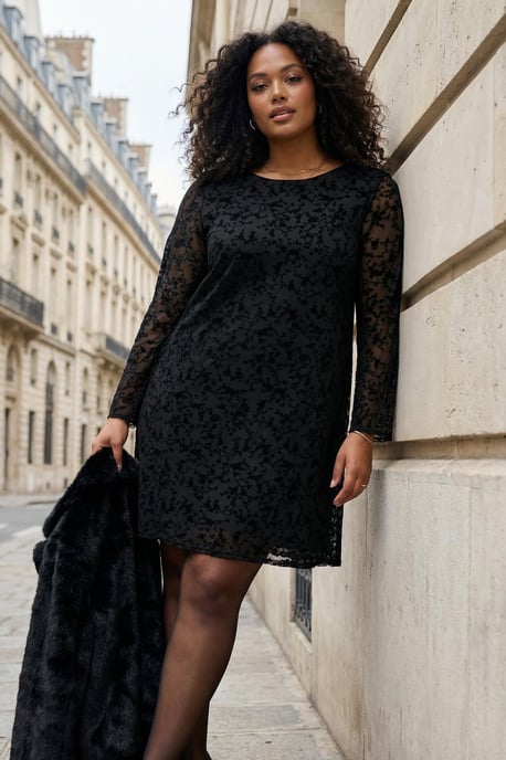 Trendyol Curve Dam Svart Blommig Kort / Mini Lång Casual Bodycon Plus size Klänning - Image 6