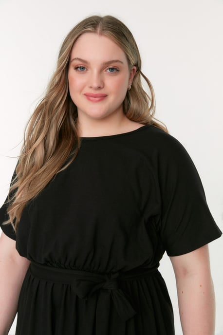 Trendyol Curve Dam Svart Enfärgad Kort / Mini Kort Business A-linje Plus size Klänning - Image 2