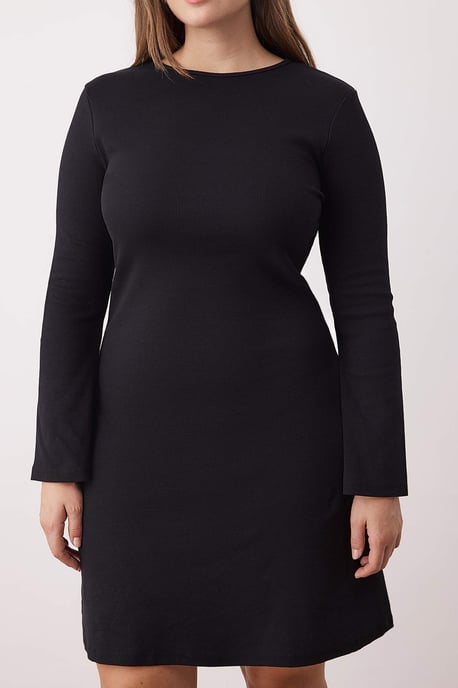 Trendyol Curve Dam Svart Enfärgad Kort / Mini Lång Casual A-linje Plus size Klänning - Image 2