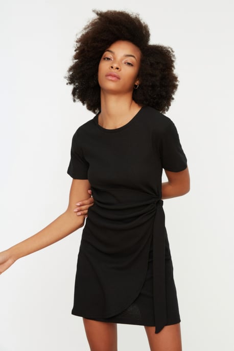 TRENDYOLMİLLA Dames Zwart Effen Kort / Mini Kort Casual Bodycon Jurken - Image 6
