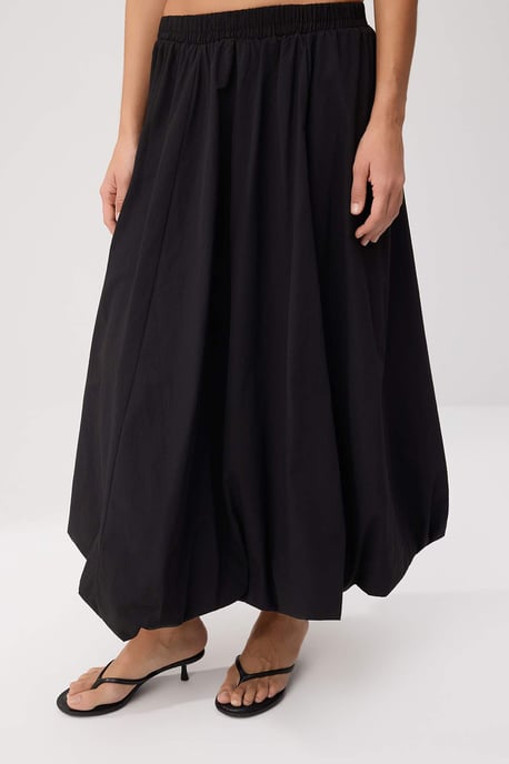 TRENDYOLMİLLA Dames Zwart Effen Maxi Ballon Rokken - Image 2