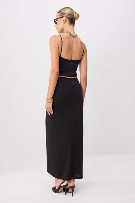 TRENDYOLMİLLA Women's Black Plain Maxi Skirts - Image 3