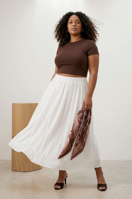 Trendyol Curve Dam Vit Enfärgad Maxi Plus size Kjolar - Image 3