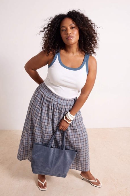 Trendyol Curve Dam Ecru Rutig Maxi Plus size Kjolar - Image 6