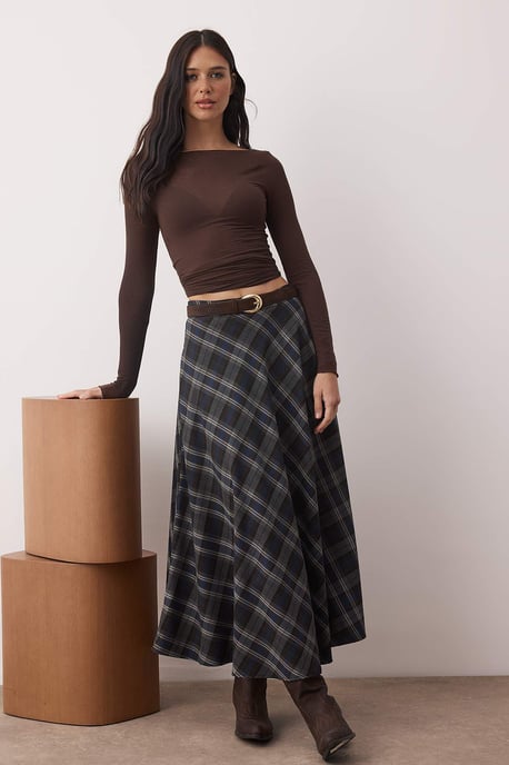 TRENDYOLMİLLA Dames Zwart Geruit Maxi Skater Rokken - Image 4