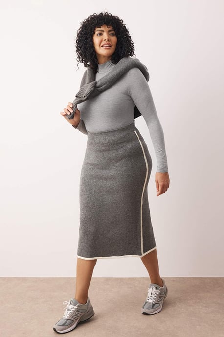 Trendyol Curve Dam Grå Randig Maxi Penn kjol Plus size Kjolar - Image 6