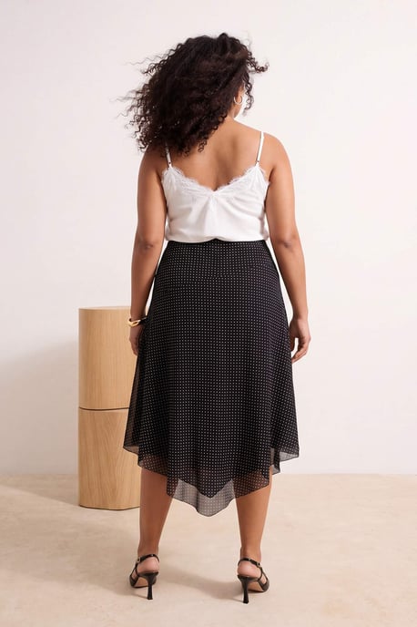 Trendyol Curve Dam Svart Rutig Midi Asymmetrisk Plus size Kjolar - Image 5