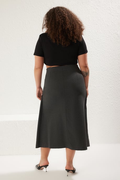 Trendyol Curve Dam Grå Enfärgad Midi A-linje Plus size Kjolar - Image 4