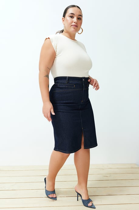 Trendyol Curve Dam Blå Enfärgad Midi Penn kjol Penn kjol Plus size Kjolar - Image 2