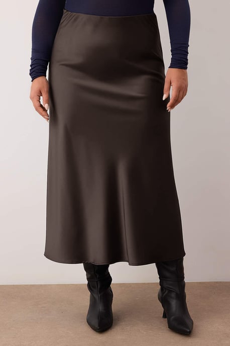 Trendyol Curve Dam Brun Enfärgad Midi Plus size Kjolar - Image 2
