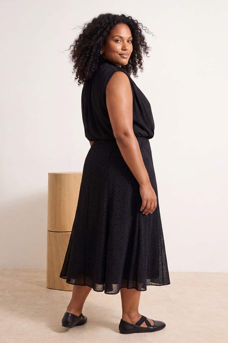 Trendyol Curve Dam Svart Rutig Midi Plus size Kjolar - Image 2