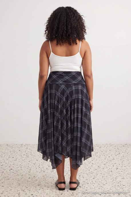 Trendyol Curve Dam Flerfärgad Rutig Midi Plus size Kjolar - Image 3